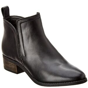 Dolce Vita  Women's Black Tivon Leather Bootie size 5.5